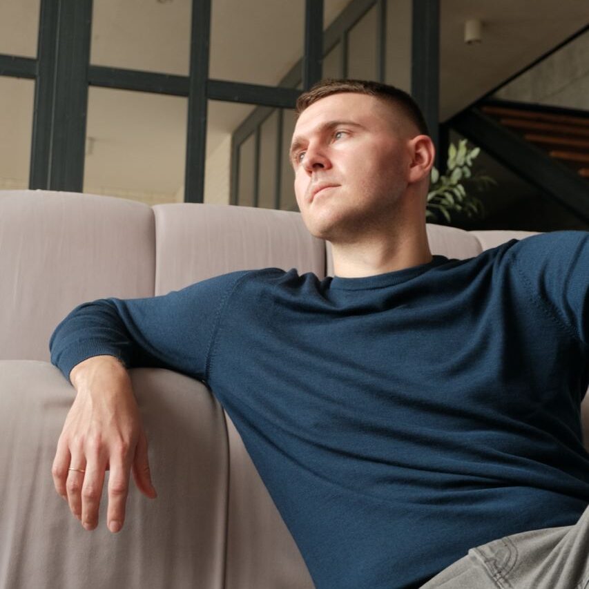 Джемпер синій